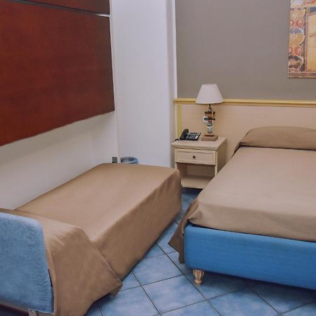 Hotel Piccolo Sogno Помпей Екстериор снимка