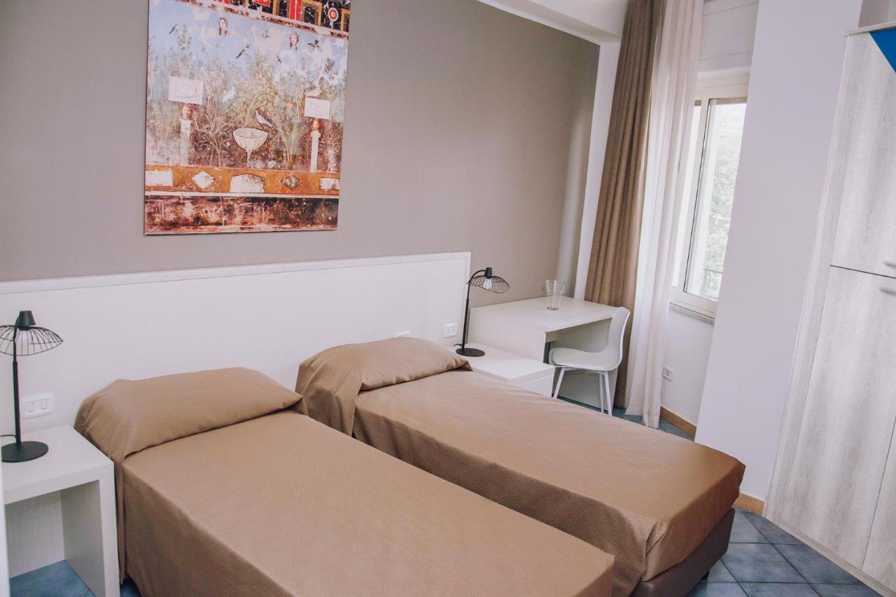 Hotel Piccolo Sogno Помпей Екстериор снимка