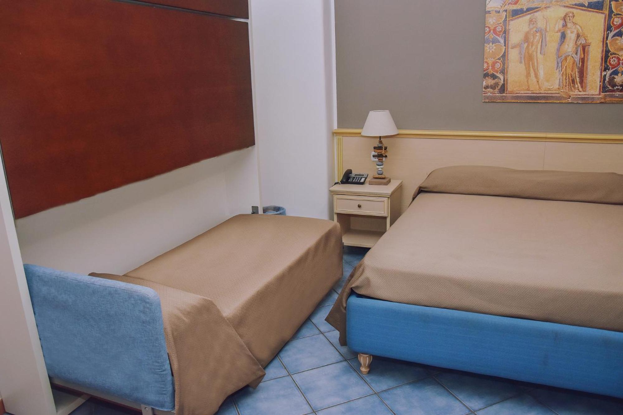 Hotel Piccolo Sogno Помпей Екстериор снимка