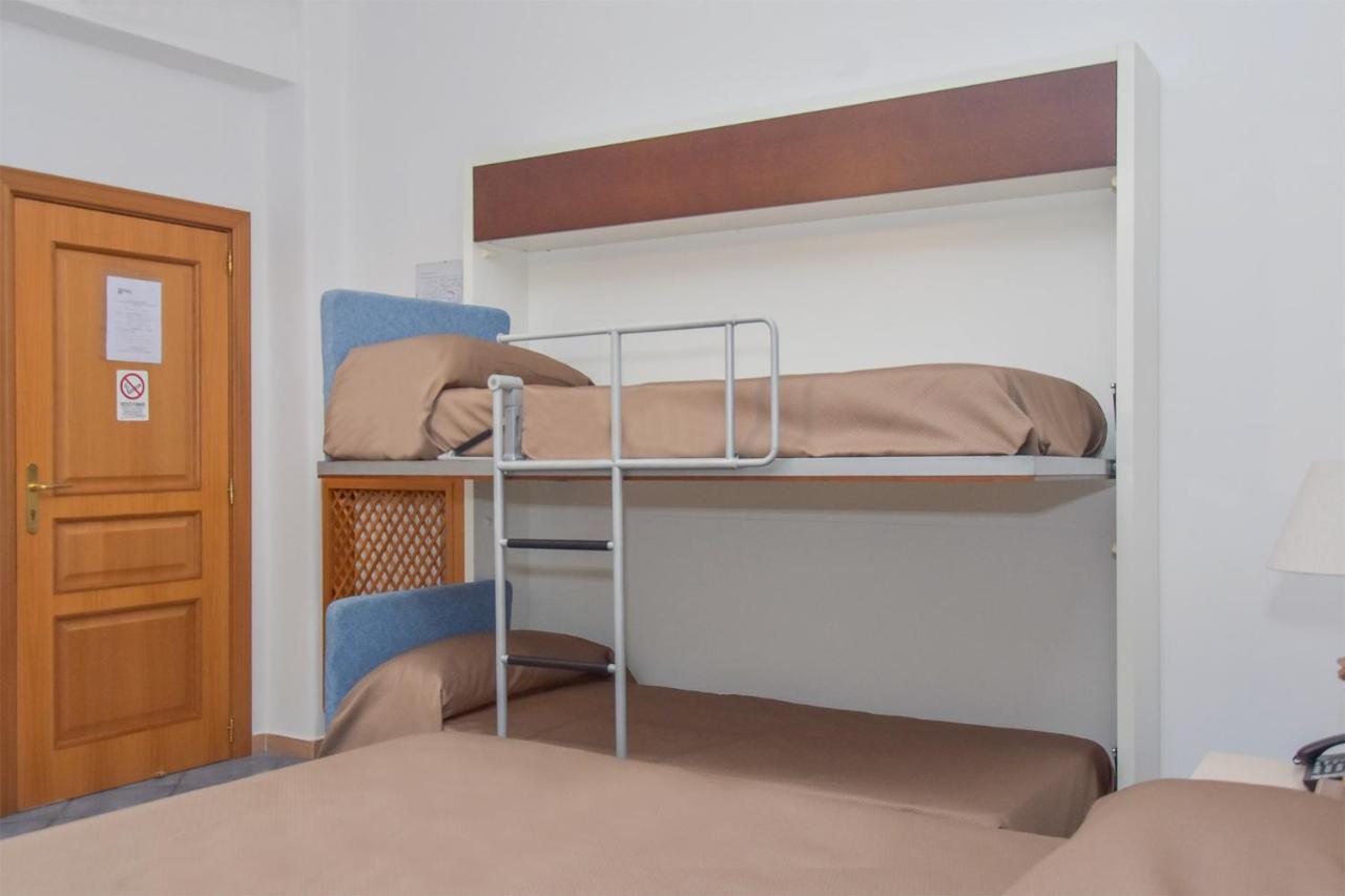 Hotel Piccolo Sogno Помпей Екстериор снимка