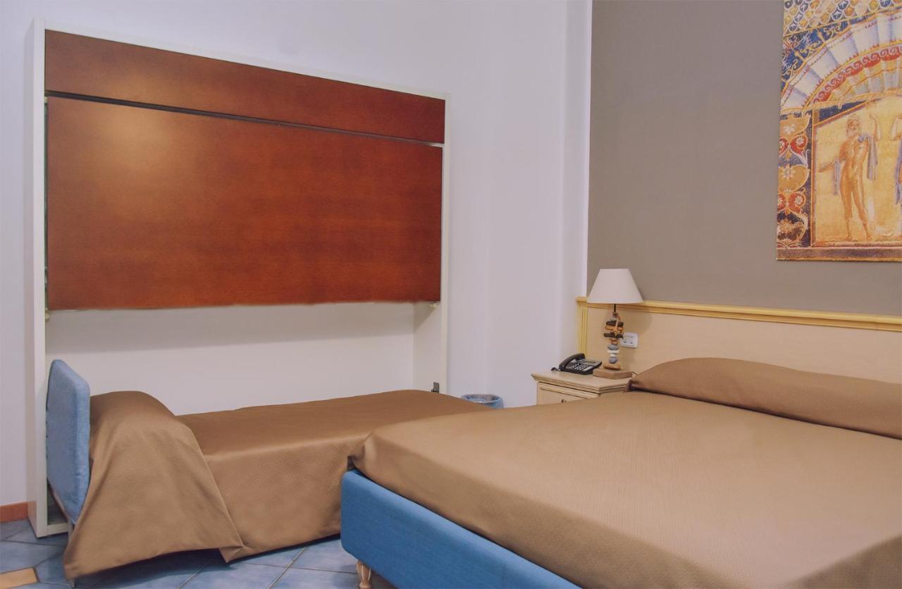 Hotel Piccolo Sogno Помпей Екстериор снимка