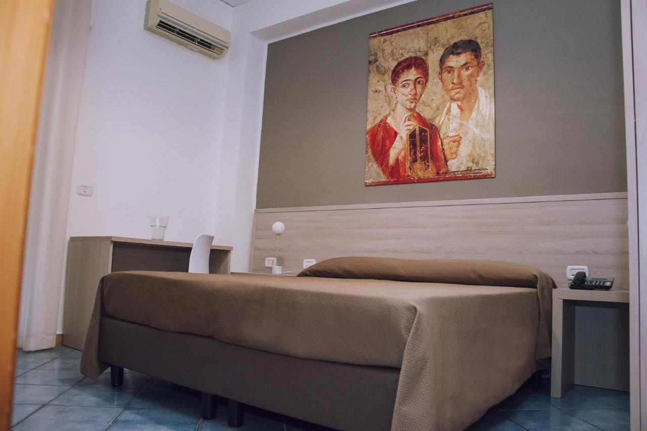 Hotel Piccolo Sogno Помпей Екстериор снимка