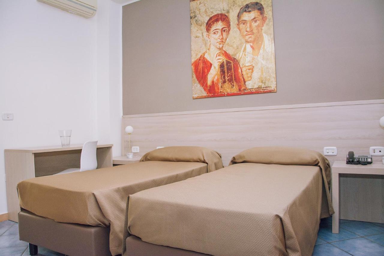 Hotel Piccolo Sogno Помпей Екстериор снимка