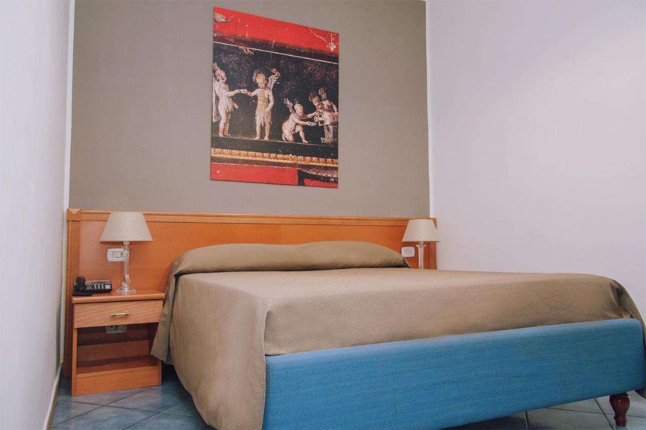 Hotel Piccolo Sogno Помпей Екстериор снимка