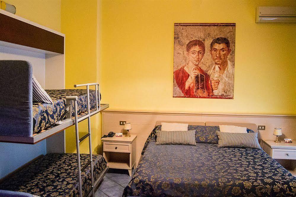 Hotel Piccolo Sogno Помпей Екстериор снимка
